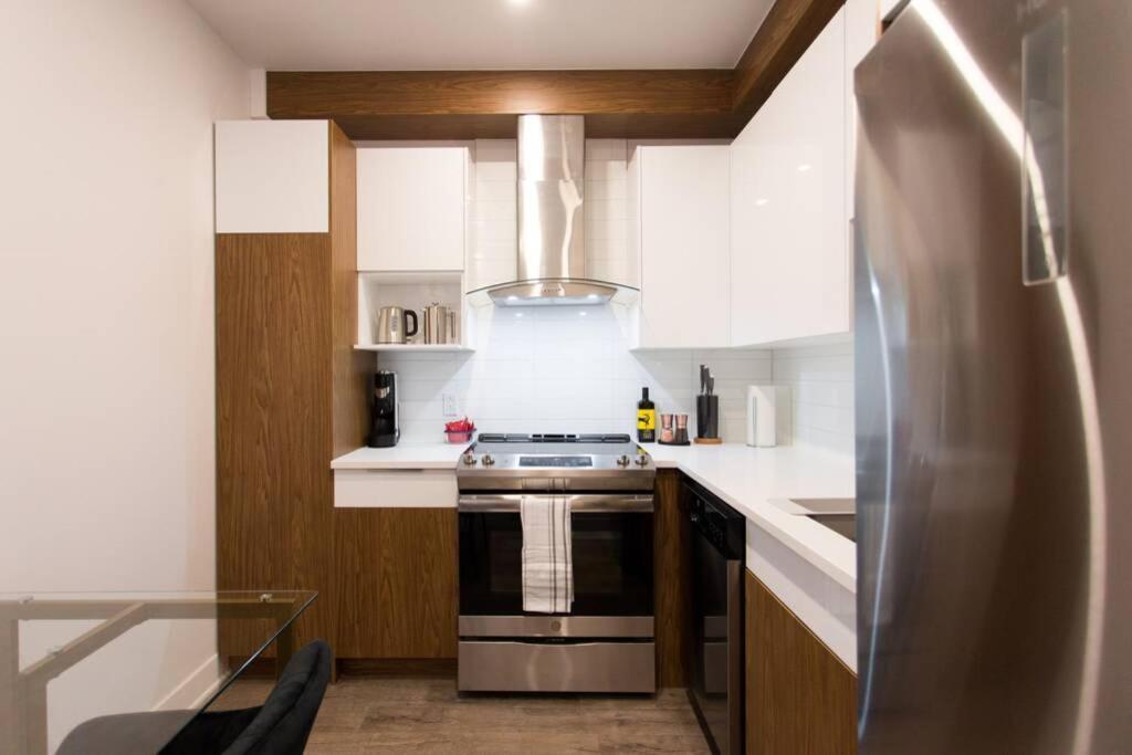 Live Like A Local In This Superb Loft By Den Stays 蒙特利尔 外观 照片